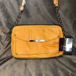 B. Makowsky Mustard Gold Leather Purse